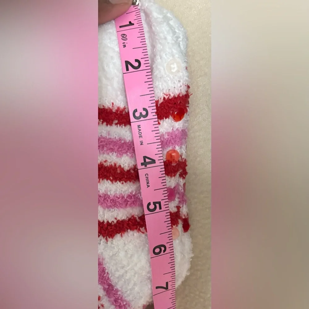 Youth Valentine's‎ Day Slipper Socks - Size 12-3